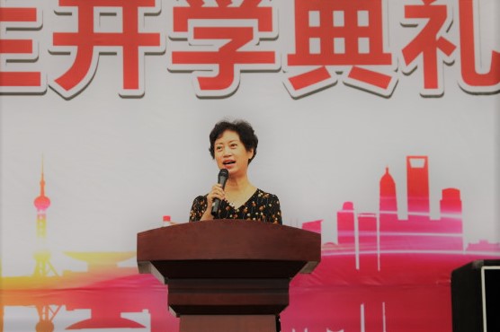 老教师代表.jpg