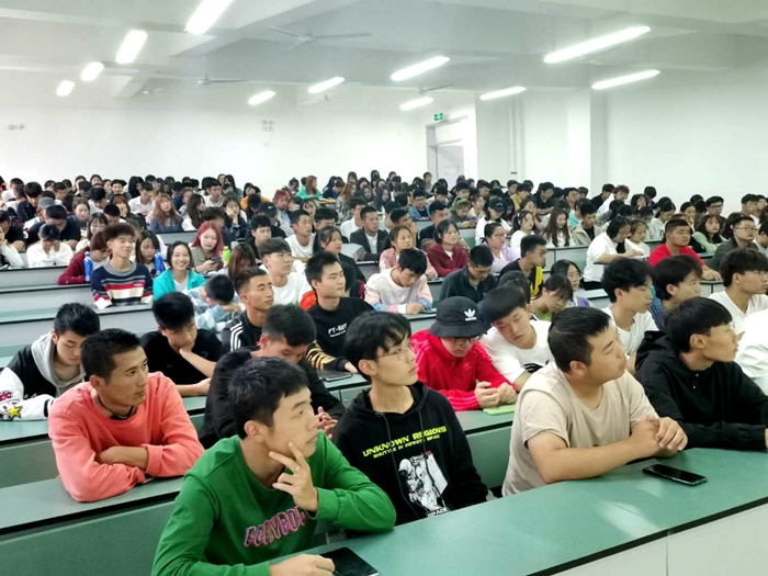 \\tsclient\E\1028医技学院专升本4.jpg