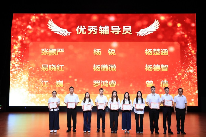 ce1fba2a1ab2e5228a0f4b2795c35eb.jpg